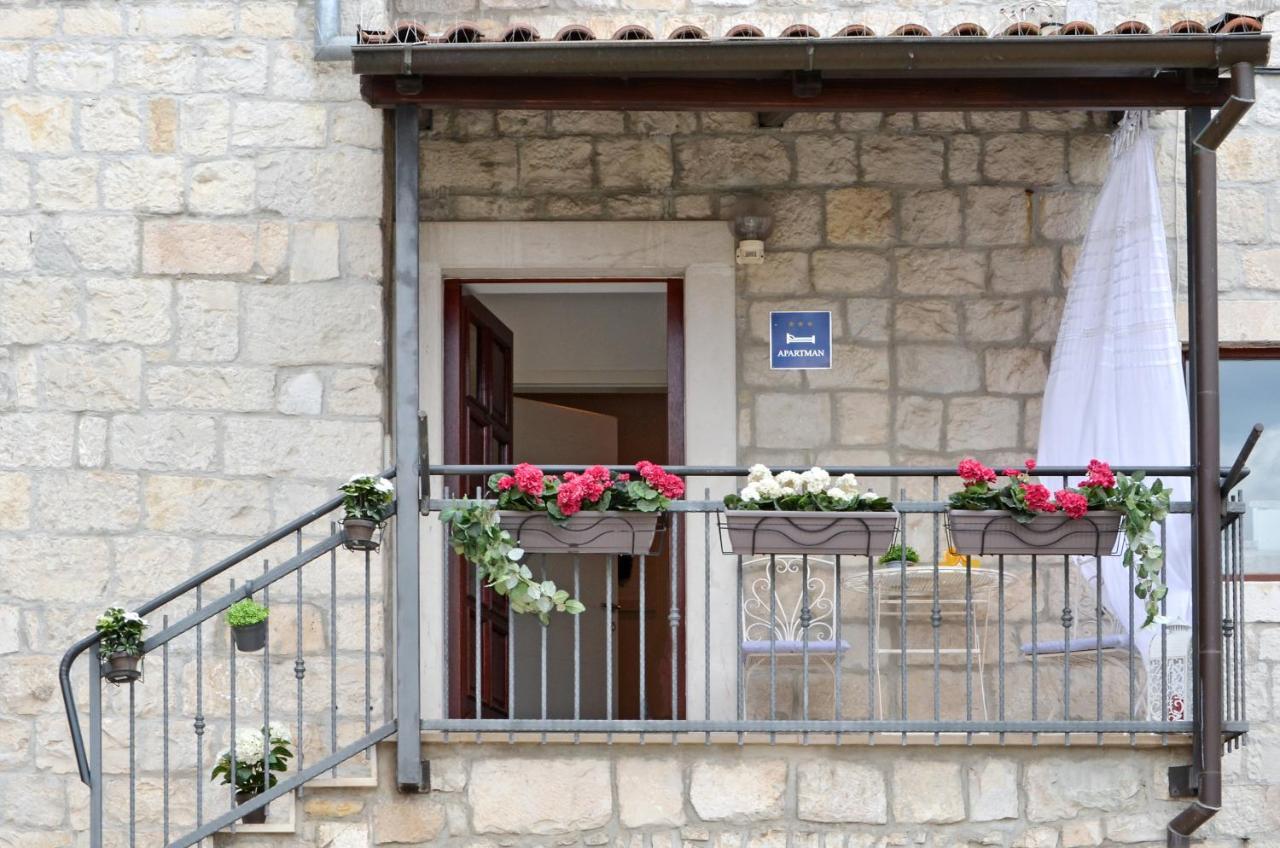 Rooms Valery Split Exterior foto